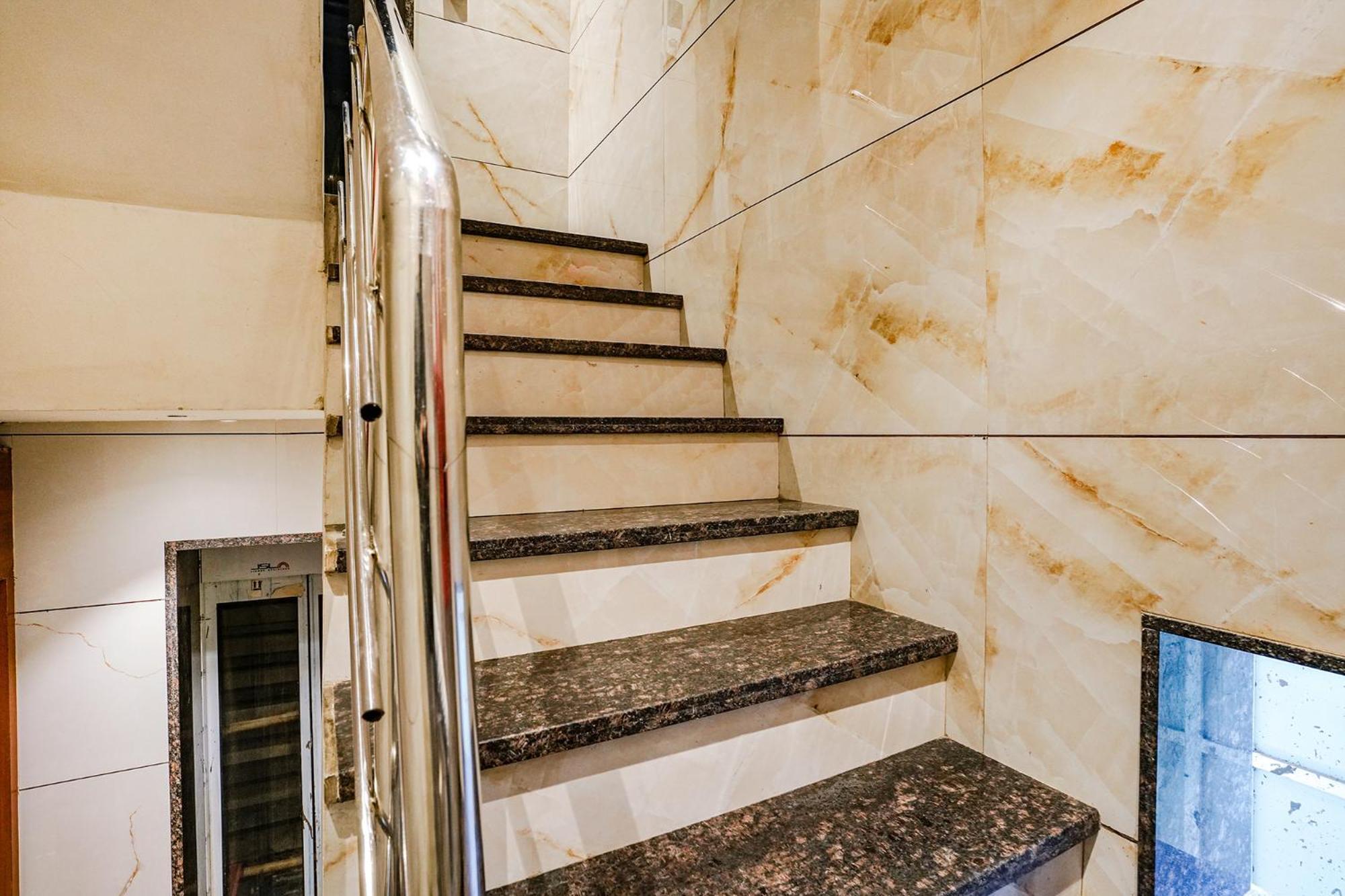 Hotel Czar Inn - Vashi Наві-Мумбаї Екстер'єр фото