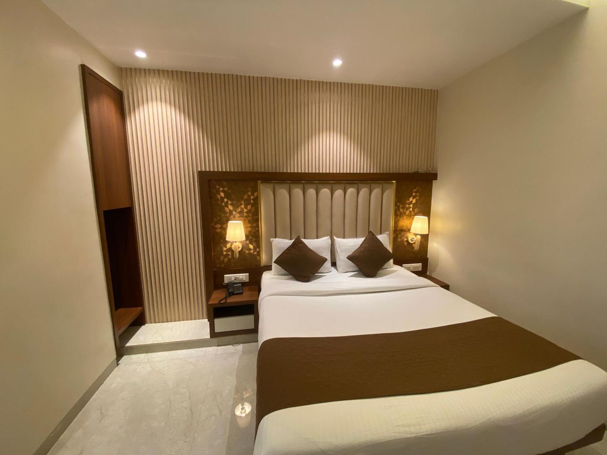 Hotel Czar Inn - Vashi Наві-Мумбаї Екстер'єр фото