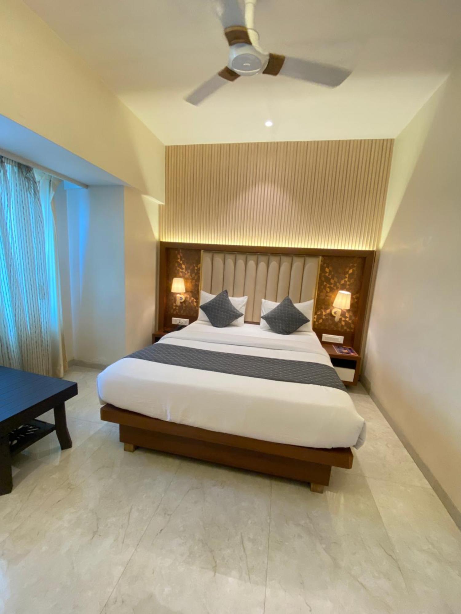Hotel Czar Inn - Vashi Наві-Мумбаї Екстер'єр фото