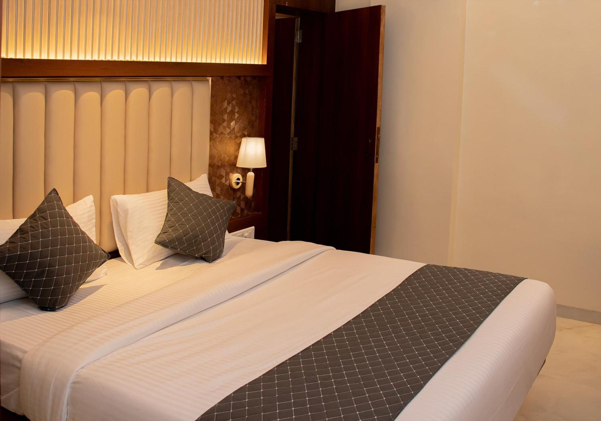 Hotel Czar Inn - Vashi Наві-Мумбаї Екстер'єр фото